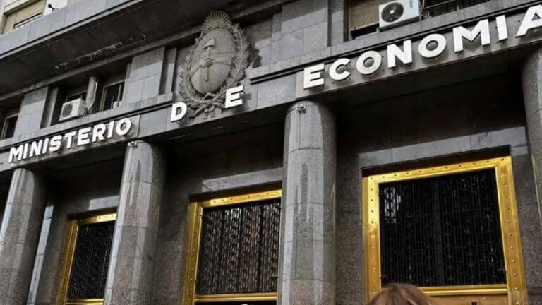 El Gobierno limitó en $27.200 millones el recupero de IVA para empresas de servicios públicos subsidiadas