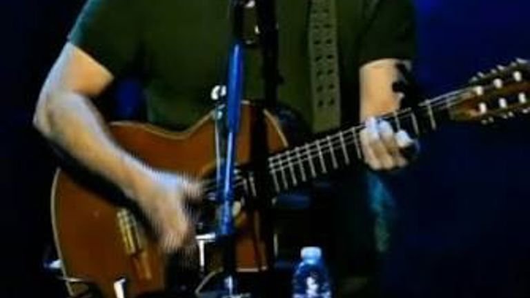 Raly Barrionuevo presentará su nuevo disco en el Centro Cultural Municipal