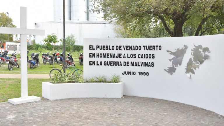 Venado Tuerto conmemora el Día del Veterano y de los Caídos en Malvinas con un acto central en el Ideal