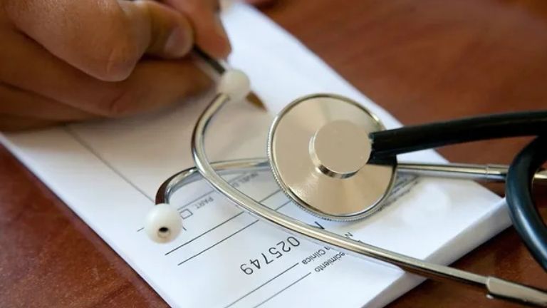 El Gobierno nacional digitaliza las licencias médicas y crea juntas oficiales para resolver desacuerdos laborales